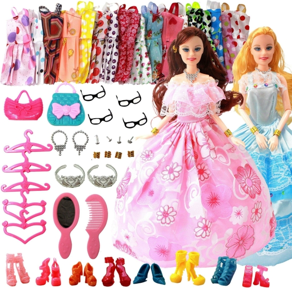 Coffret de poupées style Barbie pour filles avec des accessoires de rechange complète.