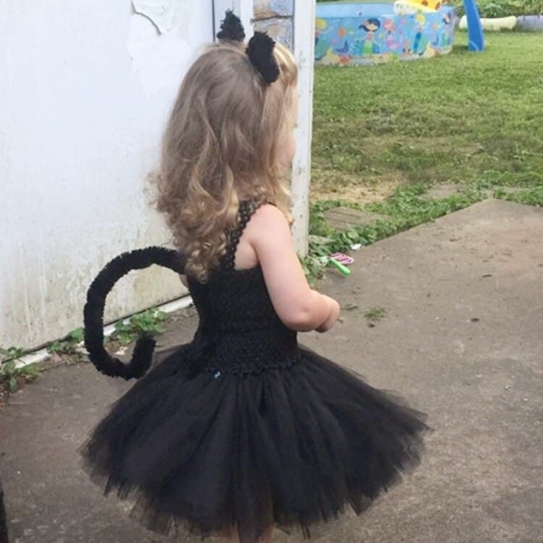 Costume chat noir avec une serre tête pour fille