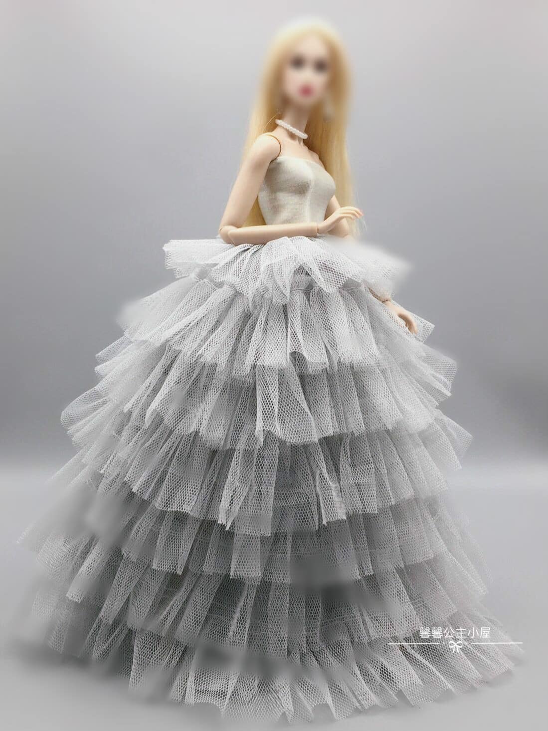 Robe pour poupée princesse Barbie 5260 ii00gj