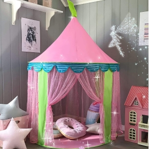 Tente tipi multicolore en forme de château pour fille avec des oreillers à l'intérieur et une maison à pouper