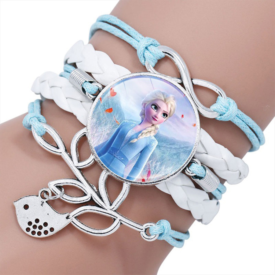 Bracelet bleu et blanc, avec une représentation d'Elsa et un pendentif oiseau