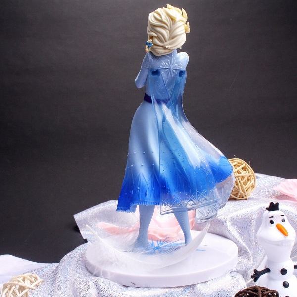 Figurines Disney reine des neiges Elsa 26838