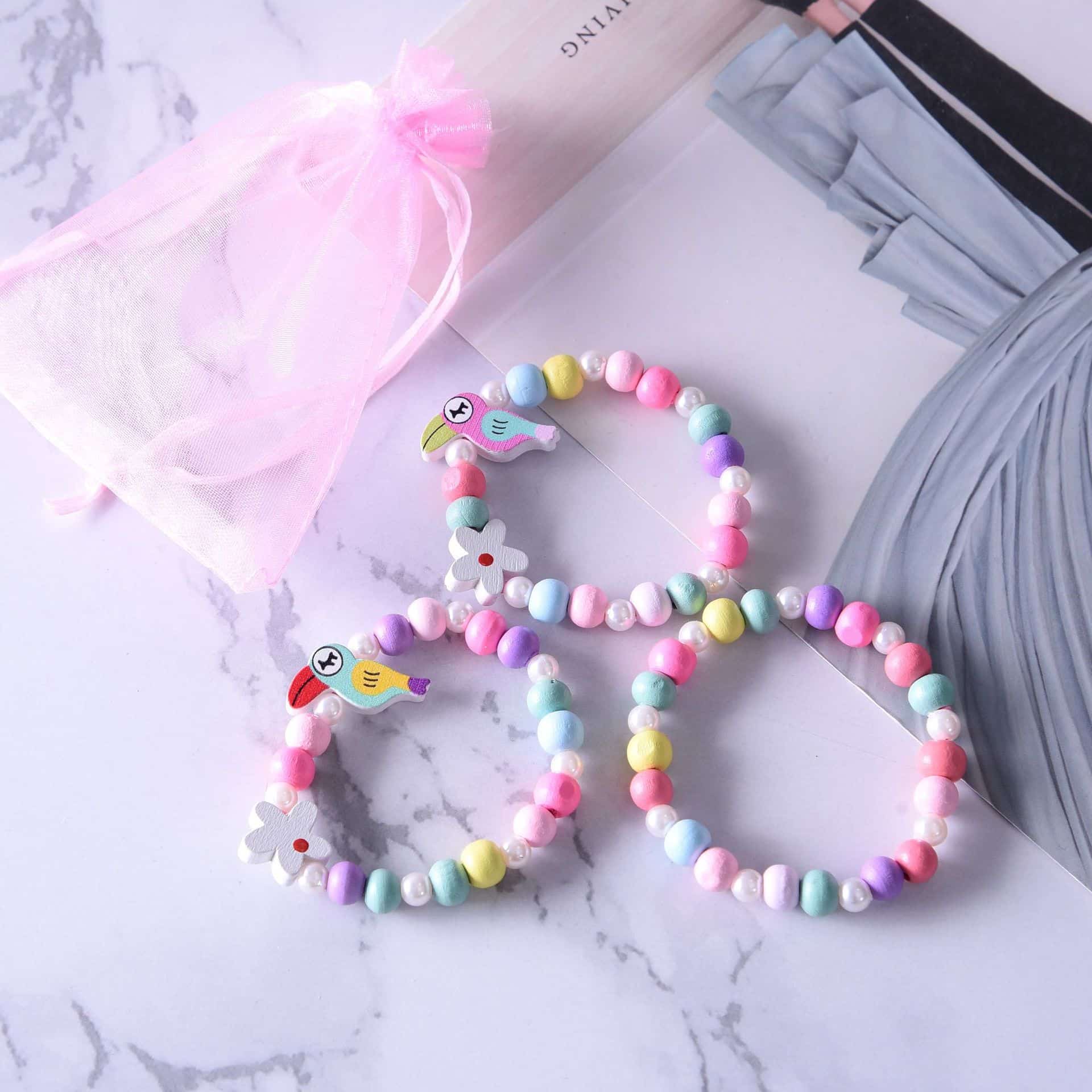 Lot de 03 bracelets à joli motif couleur bonbon pour fille 38819