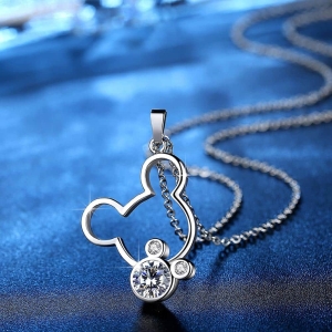 Accueil collier cristaux mickey 11