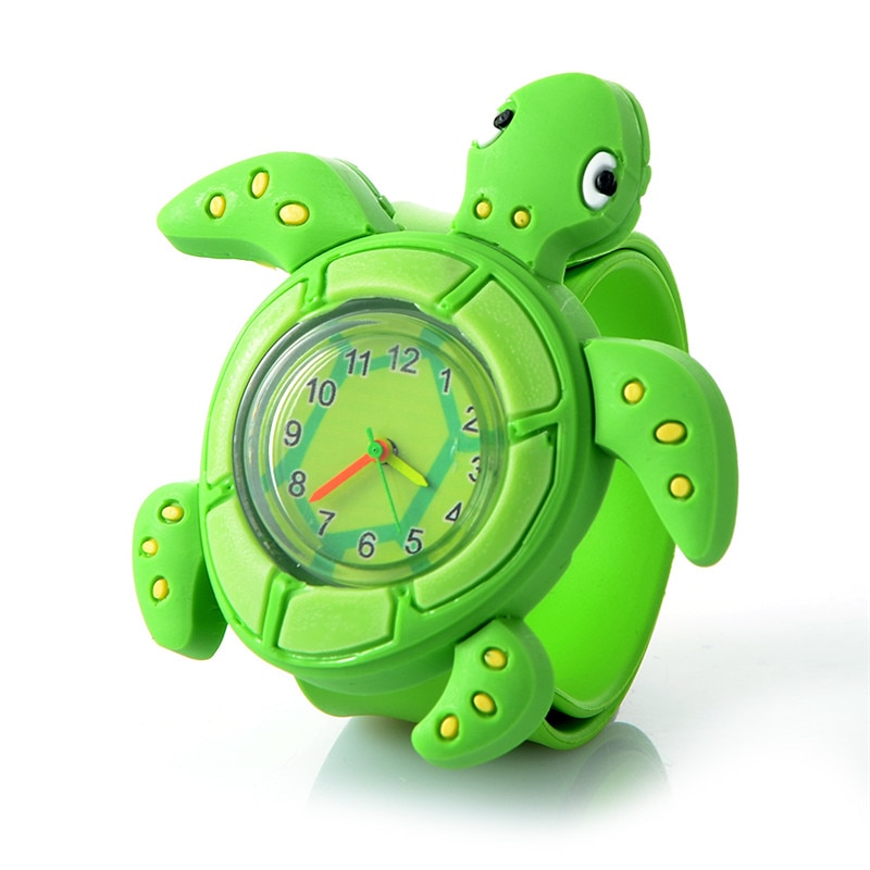 Montre 3D pour fille en forme de tortue verte avec des tâches jaunes sur le corps