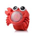 Montre 3D pour fille en forme de crabe de couleur rouge avec des grands yeux noirs