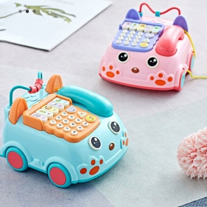 Téléphone jouet en forme de voiture pour filles avec un fond gris