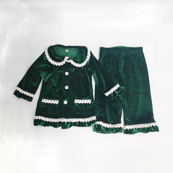 Pyjama de Noël chemise et pantalon en velours pour fille IMG 08 23 pyjama noel chemise pantalon velours fille vert
