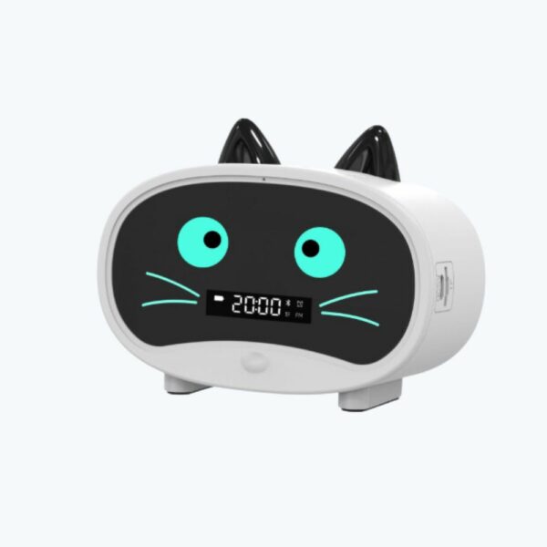 on voit sur un fond blanc un radio réveil blanc avec des oreilles de chat