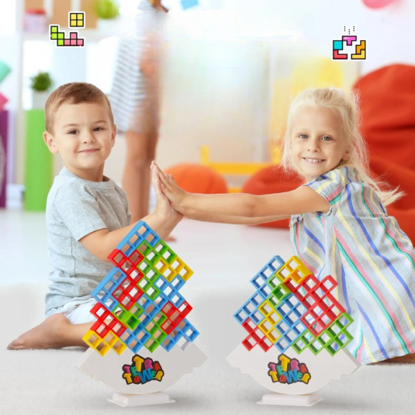 Jeu Montessori d'équilibre avec pièces à empiler pour fille IMG 10 23 jeu montessori equilibre pieces empiler tetris 9 cleanup