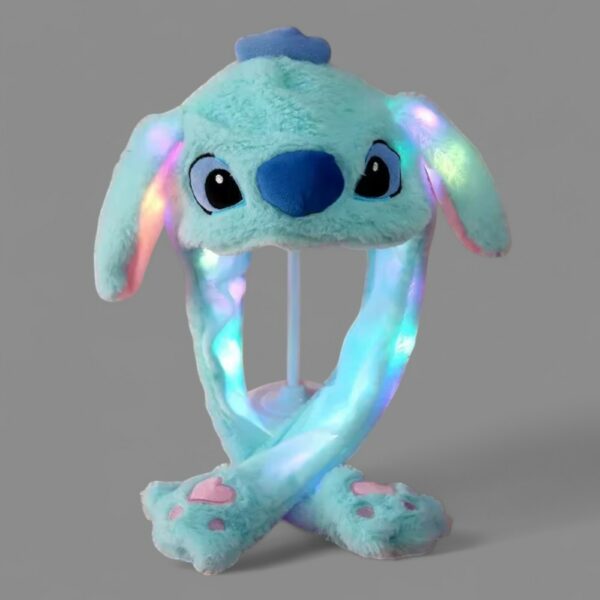Bonnet en peluche Stitch lumineux pour enfant avec longues oreilles LED, pattes en forme de cœur et matière douce, style peluche.