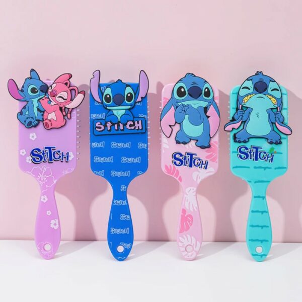 Brosse à cheveux Stitch pour démêlage doux, picots souples, design coloré avec Stitch.