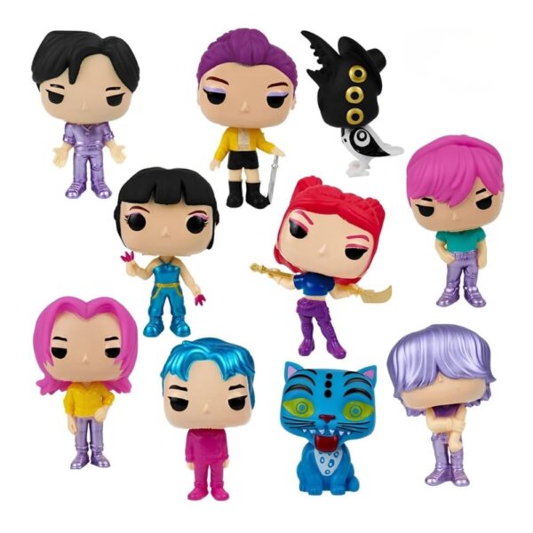 Lot 10 figurines K-pop Demon Hunters style Pop des personnages du film. Sur fond blanc.